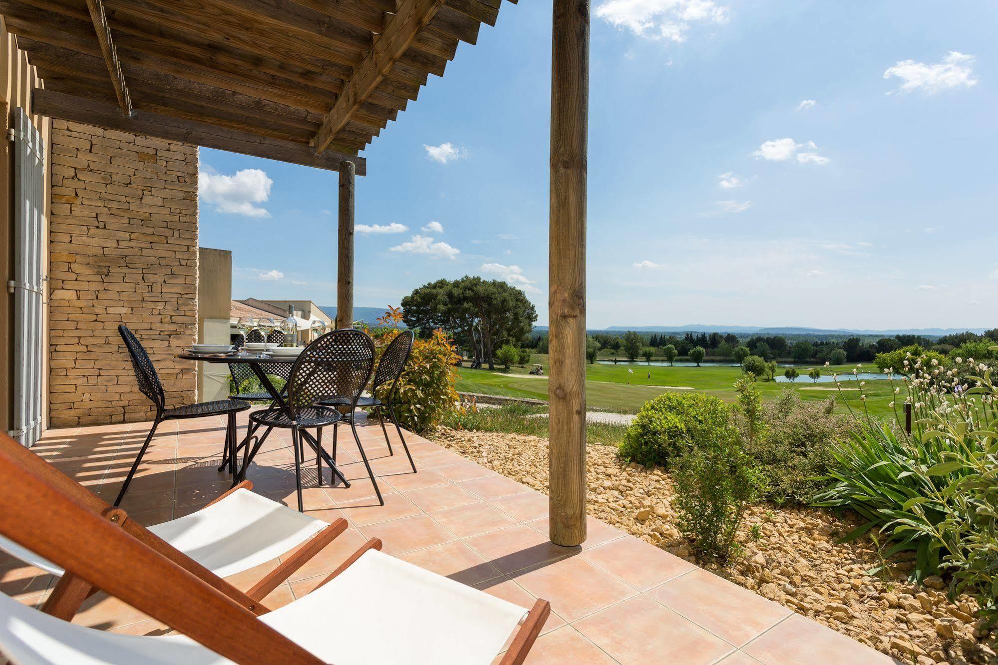 Madame Vacances Domaine Du Provence Country Club Service Premium Saumane-de-Vaucluse Kültér fotó